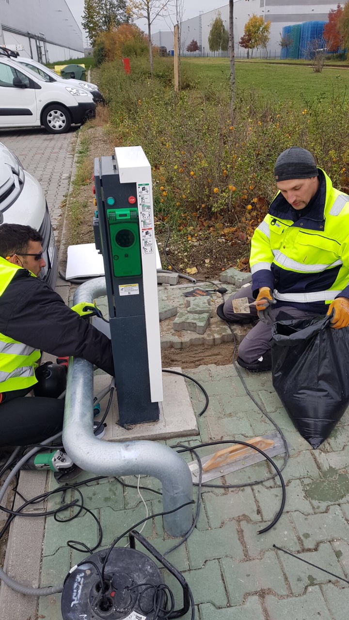 Solarbodenplatten im Prologis Park Budapest-Harbor, Ungarn