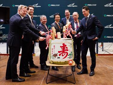 Opening event Bottrop: Sake barrel ceremony
