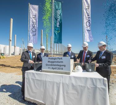 Cornerstone ceremony for new facility for L’Oréal in Muggensturm